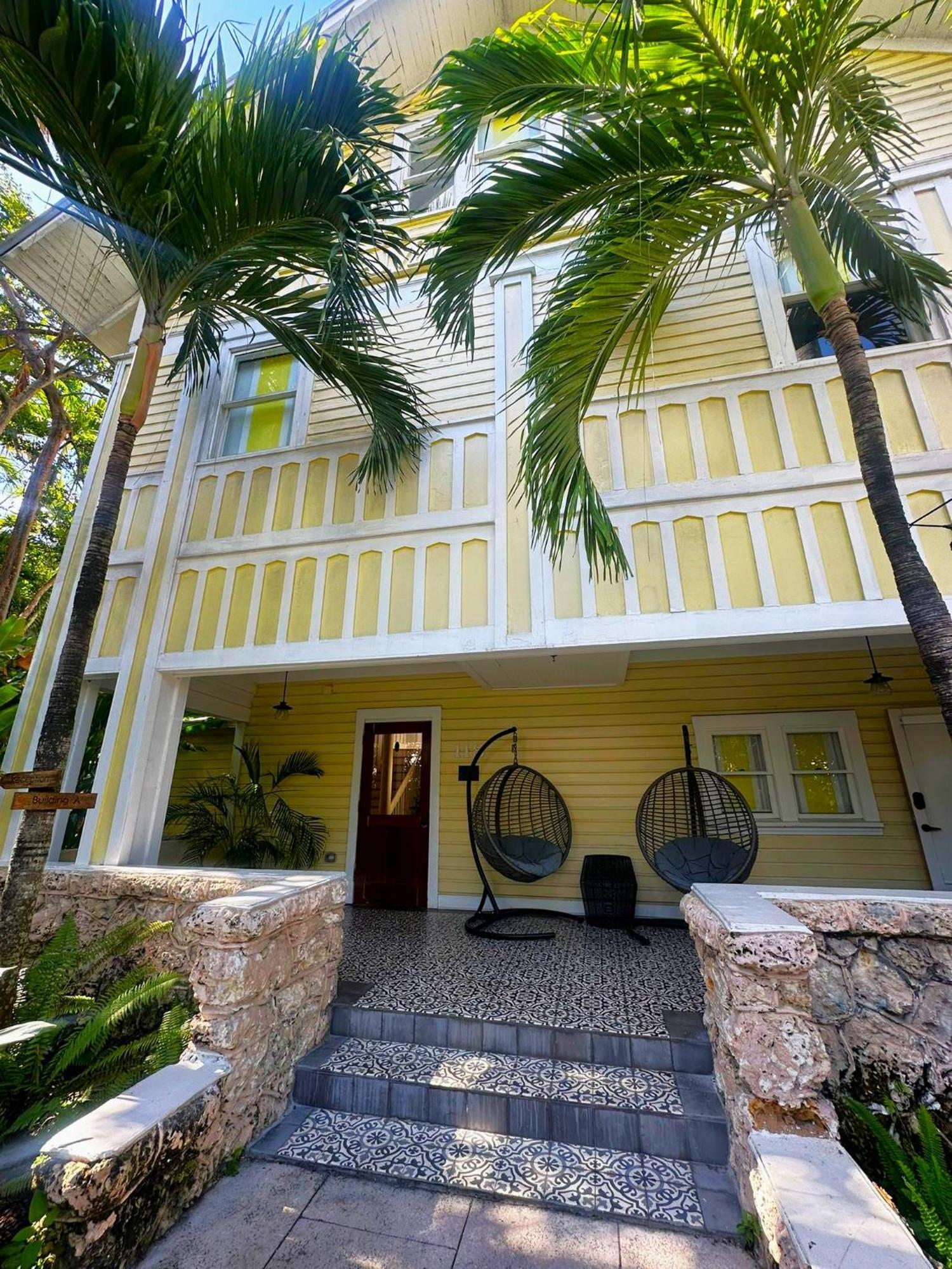 Miami River Inn By Renzzi Экстерьер фото